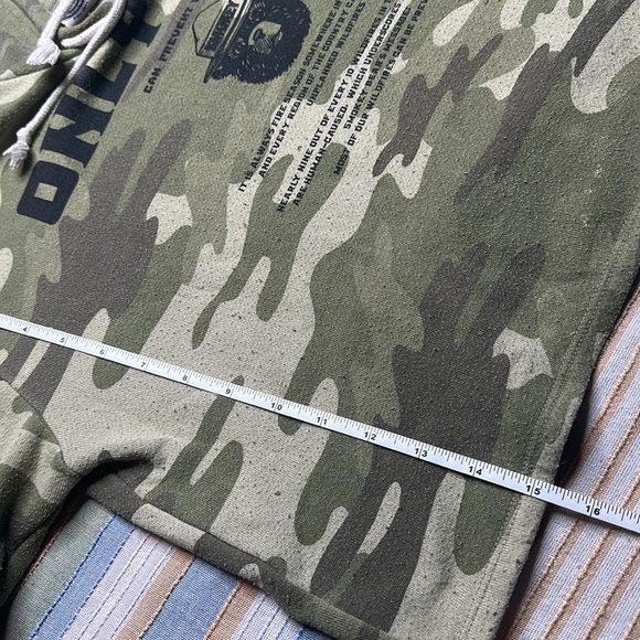 Smokey The Bear CFFPP “Only You can prevent wildfires” cropped Camo Hoodie XS - Picture 6 of 6